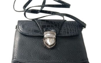 vintage Perlina NY black-brown leather crossbody organizer wallet bag all-in-one