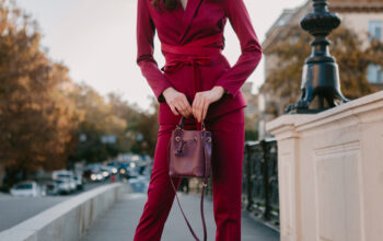 The Ultimate Guide to the Buxton Thalia Burgundy Crossbody Purse NWT: Style, Functionality, and Elegance